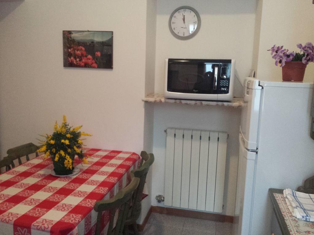 Appartamento Via De Vit Stresa Exterior foto